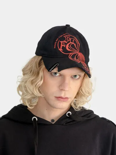 FINE CHAOS product — model shot